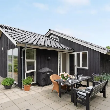 Joergen - 100m From The Sea By Interhome