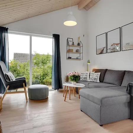 Joergen - 100m From The Sea By Interhome בית נופש אסביירג